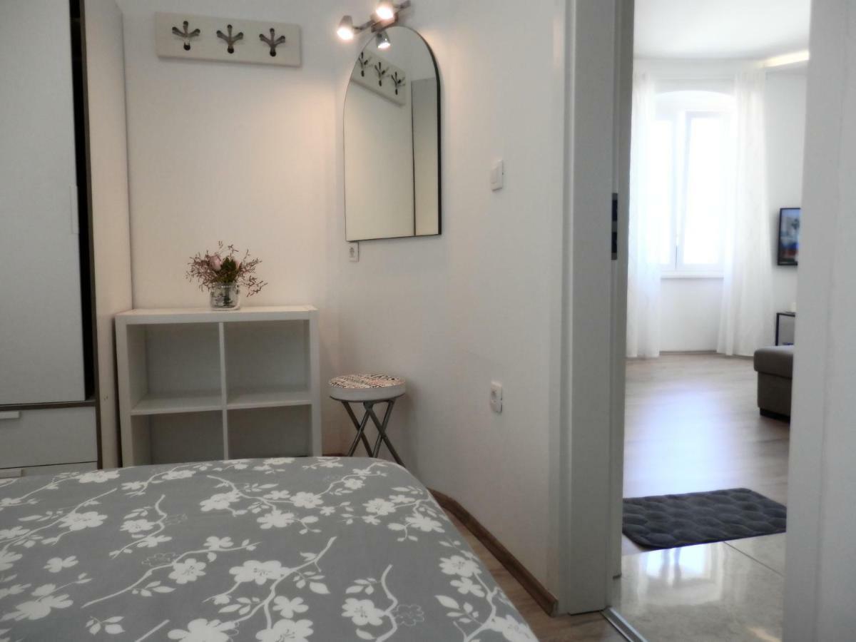 City Center Premium Apartment 포레치 외부 사진